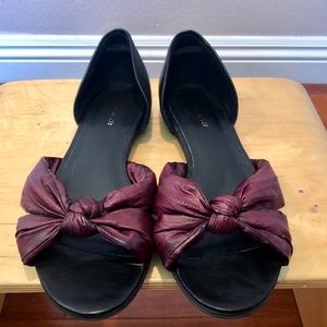 ANTHROPOLOGIE All Black Sandal Flats Size 39